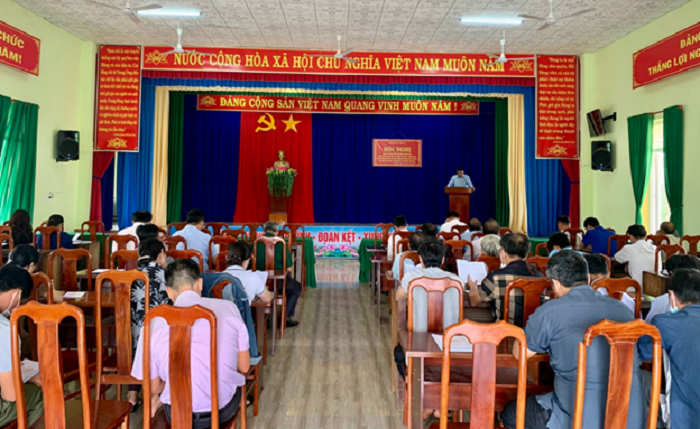 Đảng ủy xã Ea Wy tổ chức học tập, quán triệt chuyên đề năm 2022